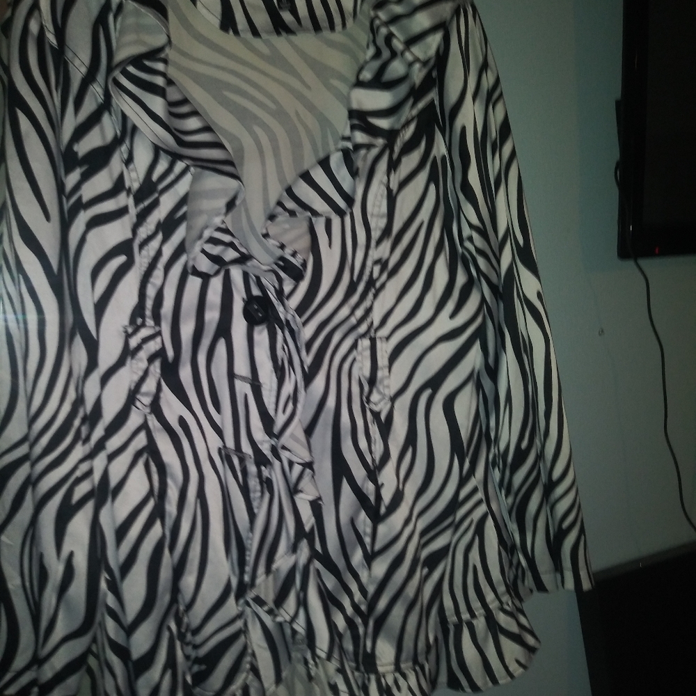 jacket - Picture 5 of 6